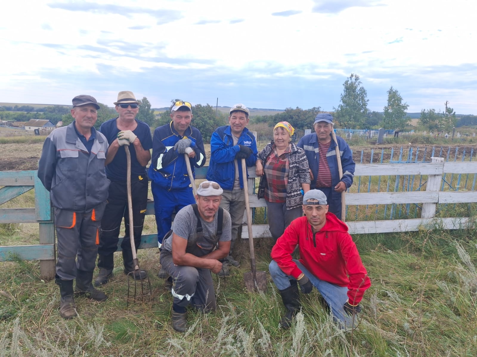 Ҡарай ауылында бик шәп егеттәр йәшәй