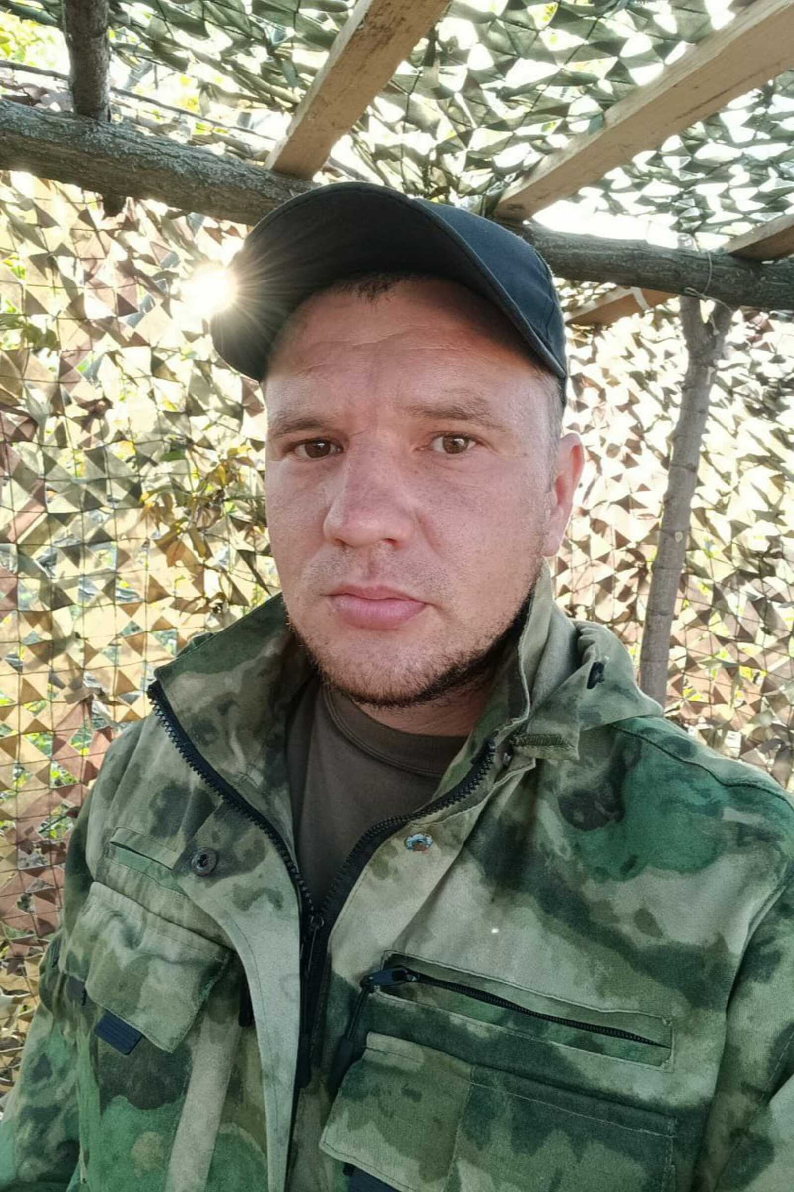 Ҡыҙына, яҡындарына түҙемлек бир