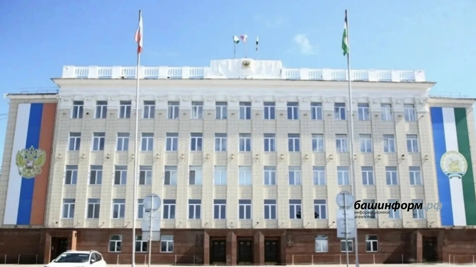 Сегодня утром правоохранители задержали мэра Уфы Ратмира Мавлиева