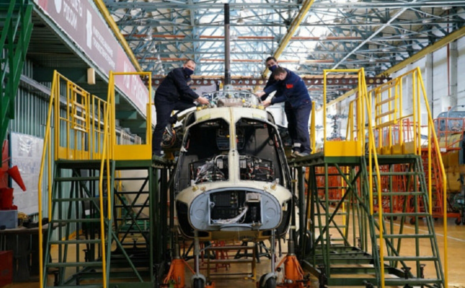 Производитель авионики взыскал 22 млн рублей с КумАПП за ремонт вертолета