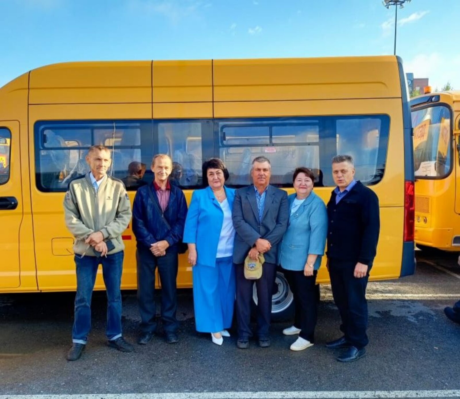 В наш район прибывают сразу четыре новых "Газели"