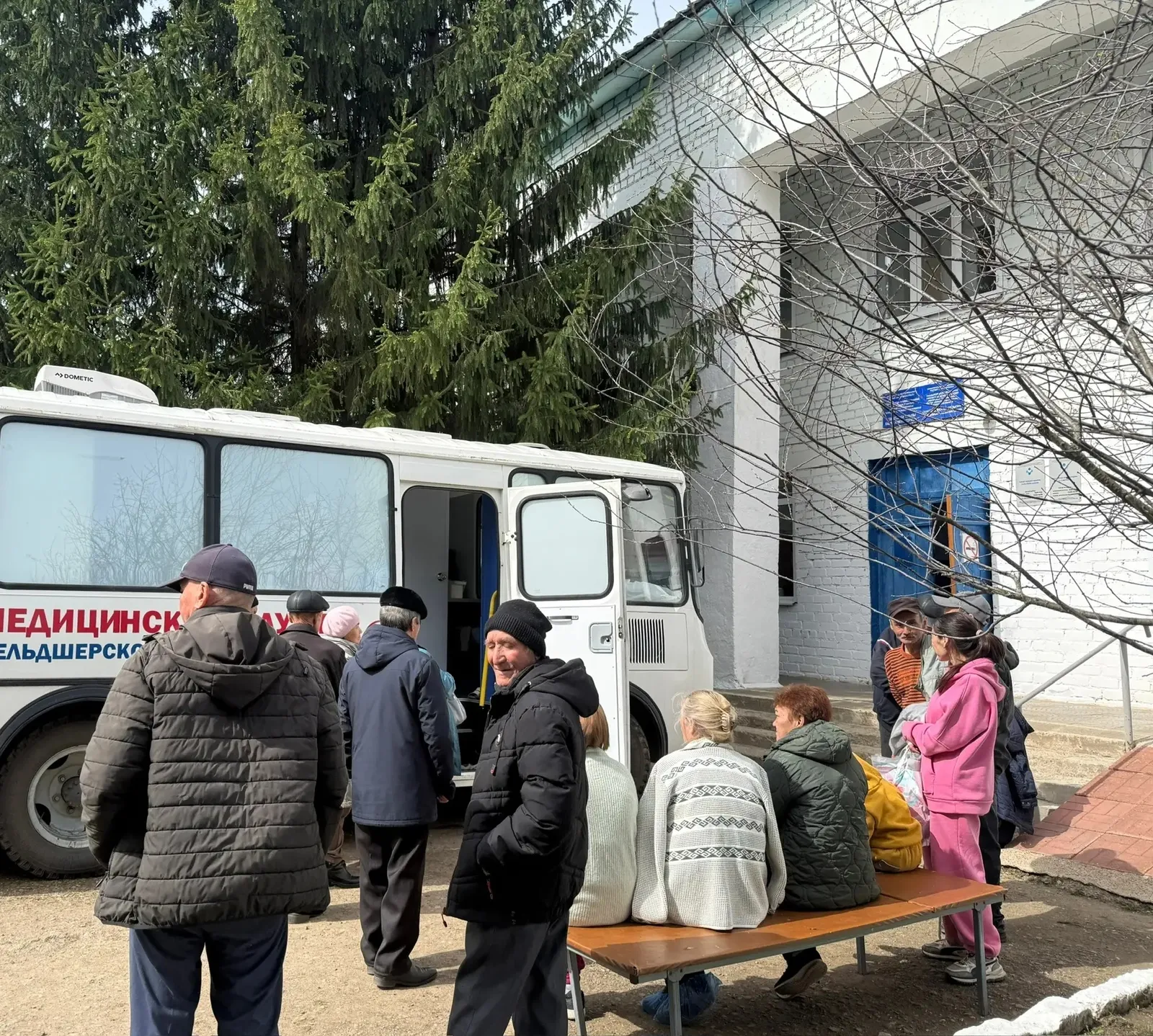 Завершилась работа "поезда здоровья" в селе Саитбаба