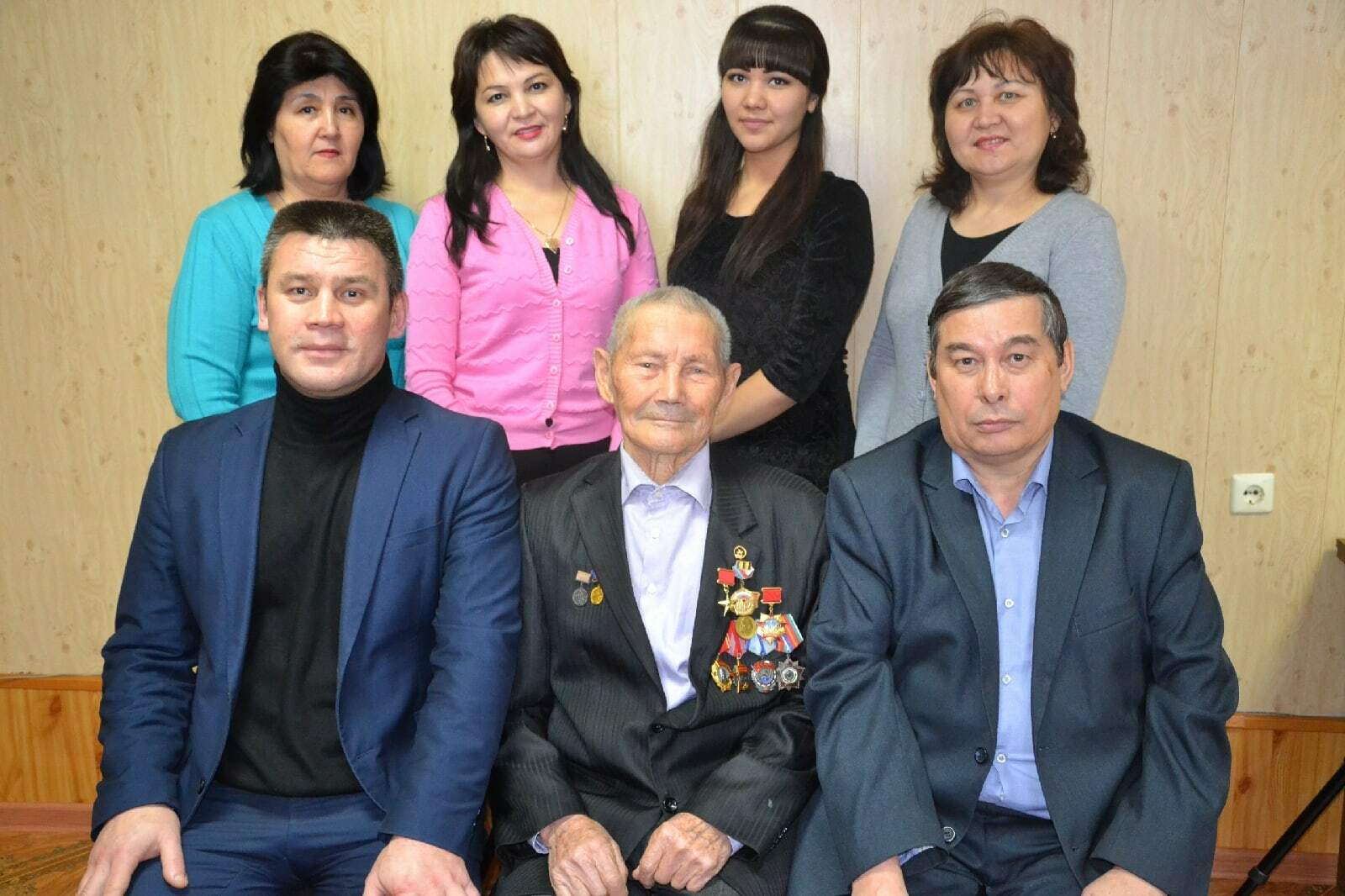 ҠӘҘЕР БУЛДЫ, ӘЛЕ ЛӘ БАР