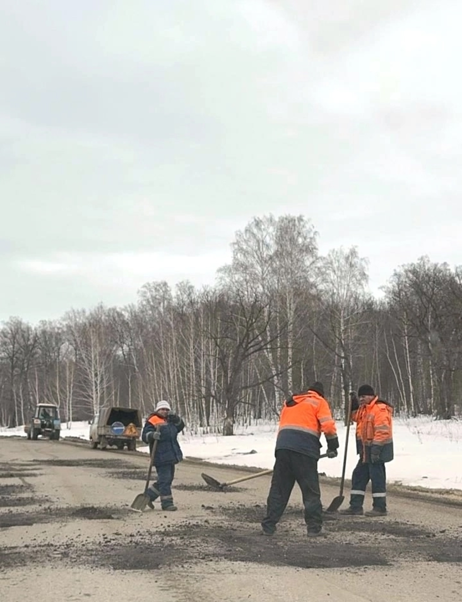 Радий Хабиров поручил приступить к ямочному ремонту