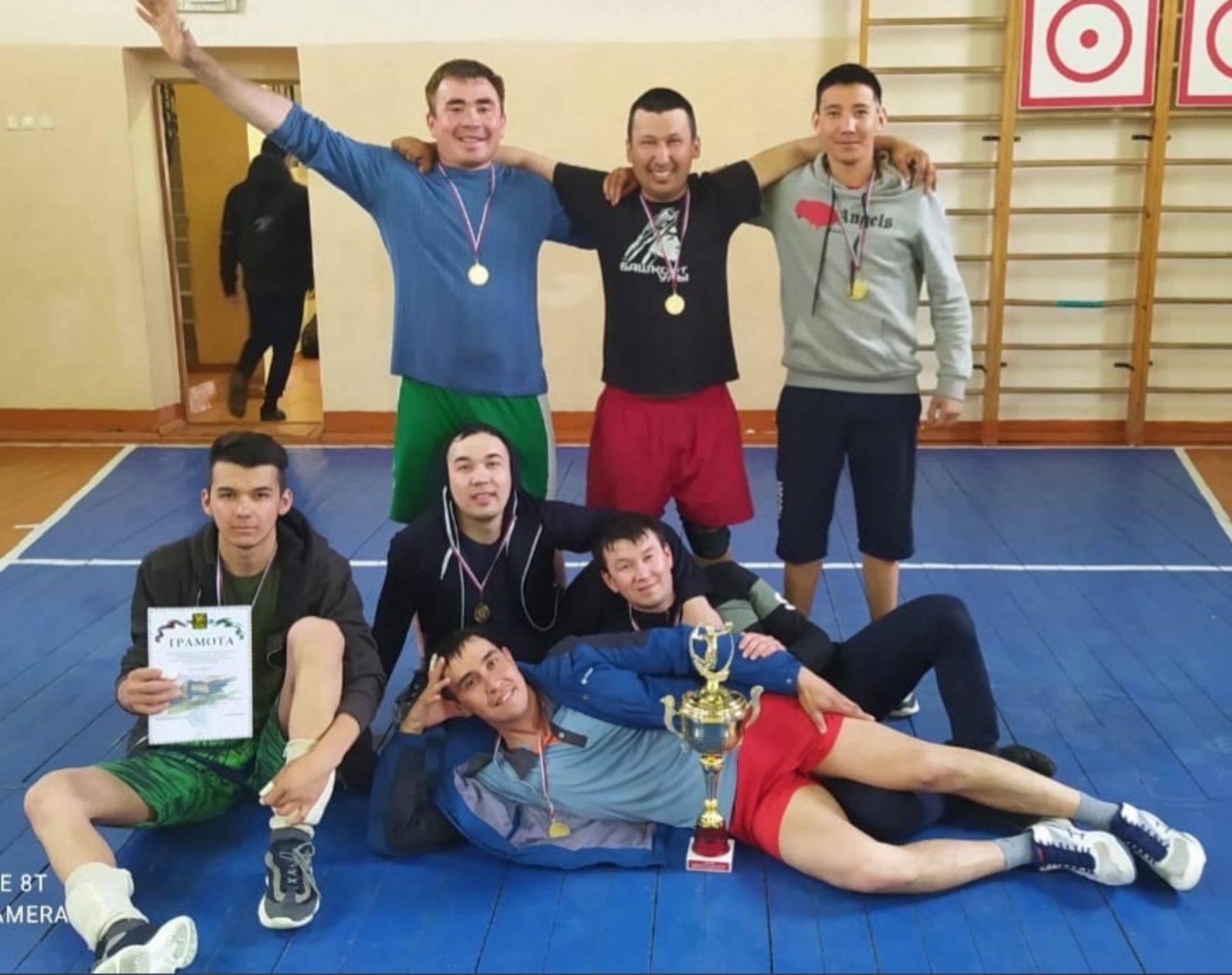 Жителям Башкирии разрешили заниматься в школьных спортзалах