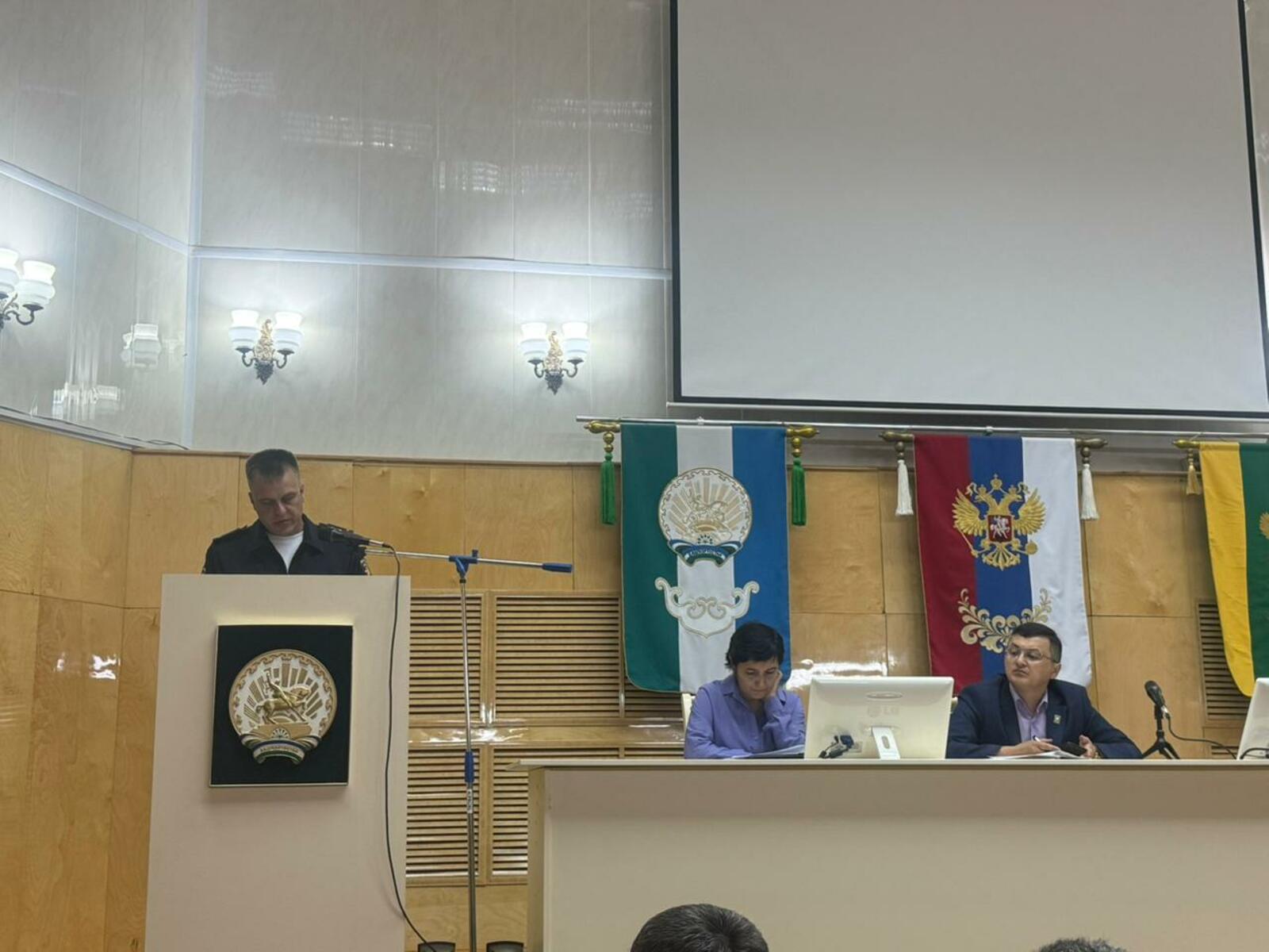 Администрация муниципального района против коррупции