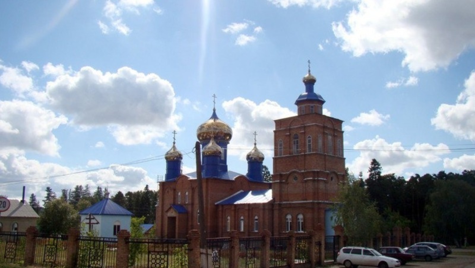 В селе Ермолаево Куюргазинского района при православном храме открыли спортклуб и воскресную школу