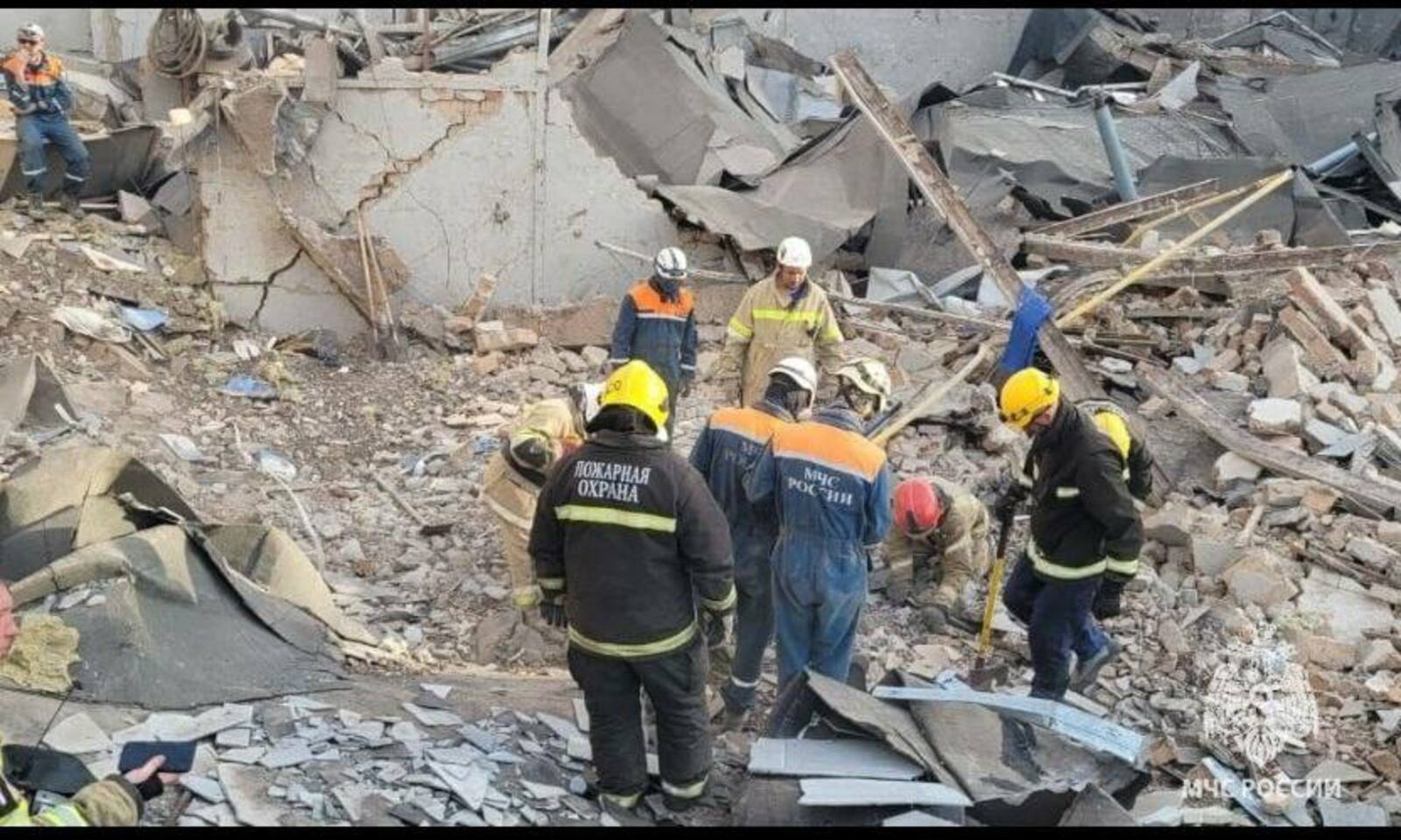 В Салавате работника завода нашли под завалами мёртвым