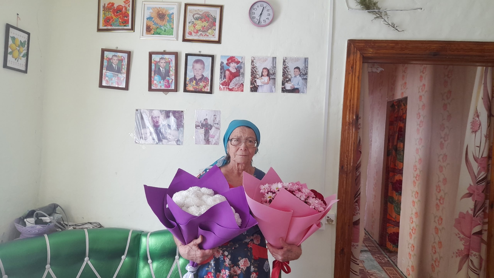 Баш эйәбеҙ һинең алда, Әни