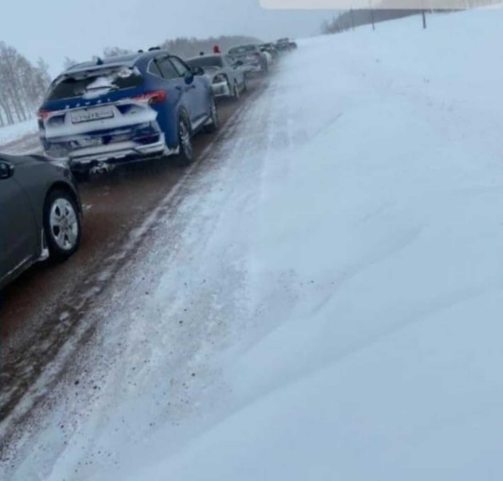 В Куюргазинском районе более 50 человек оказались в «снежном плену»