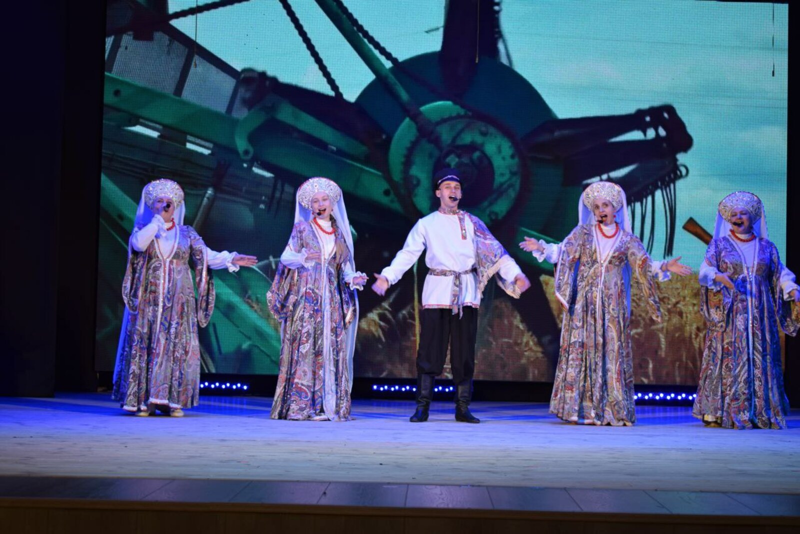 Когда душа поет, а зал молчит