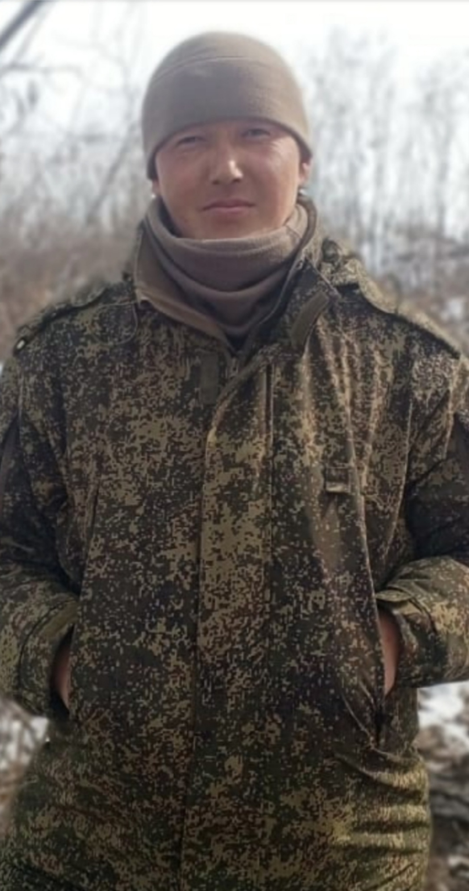 Бәхил бул, Сандин егете