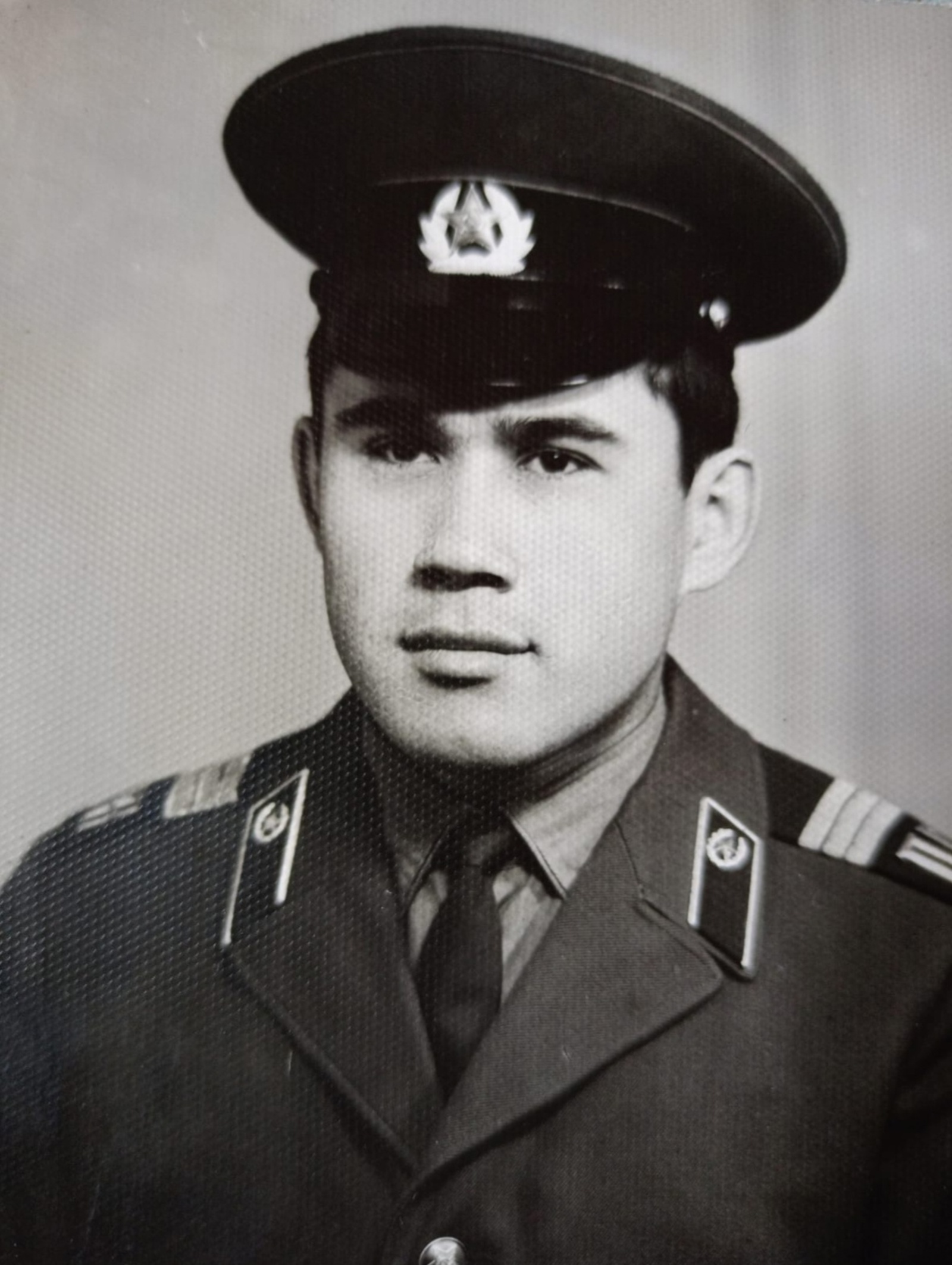 Бәхил бул, Илшат дуҫ