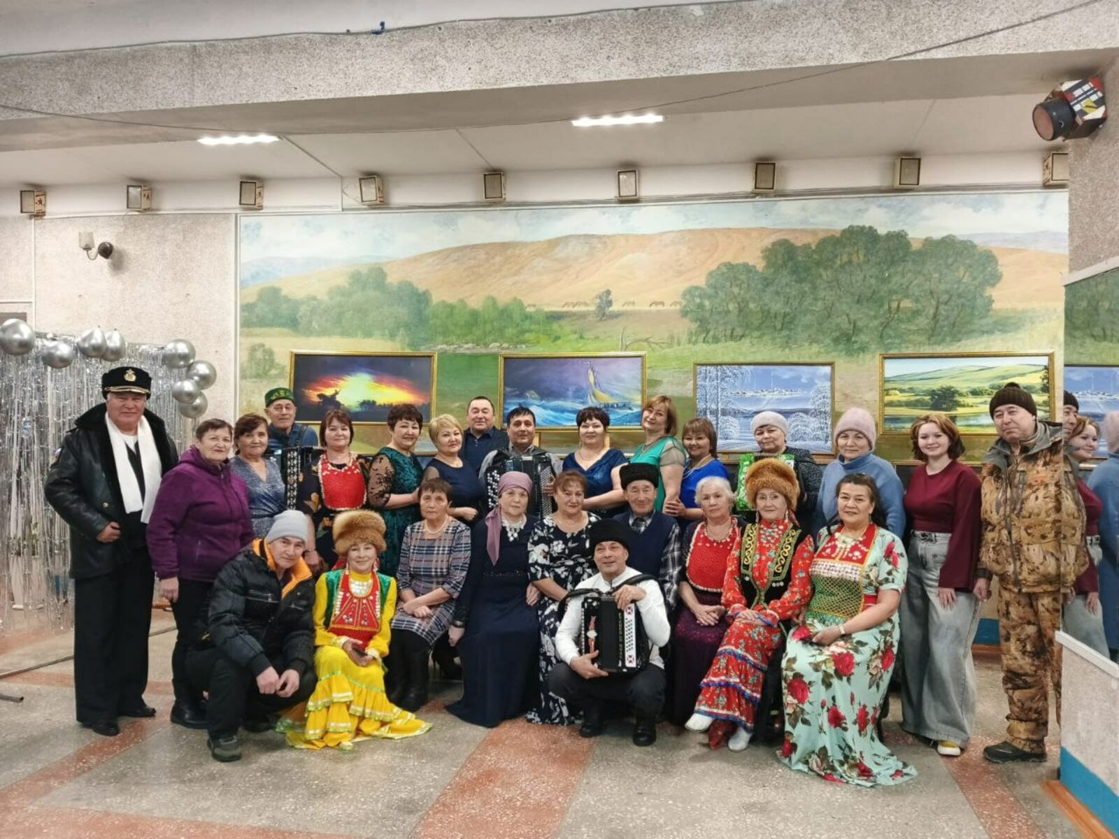 Төрлө яҡлап талантлы, оҫта ойоштороусы