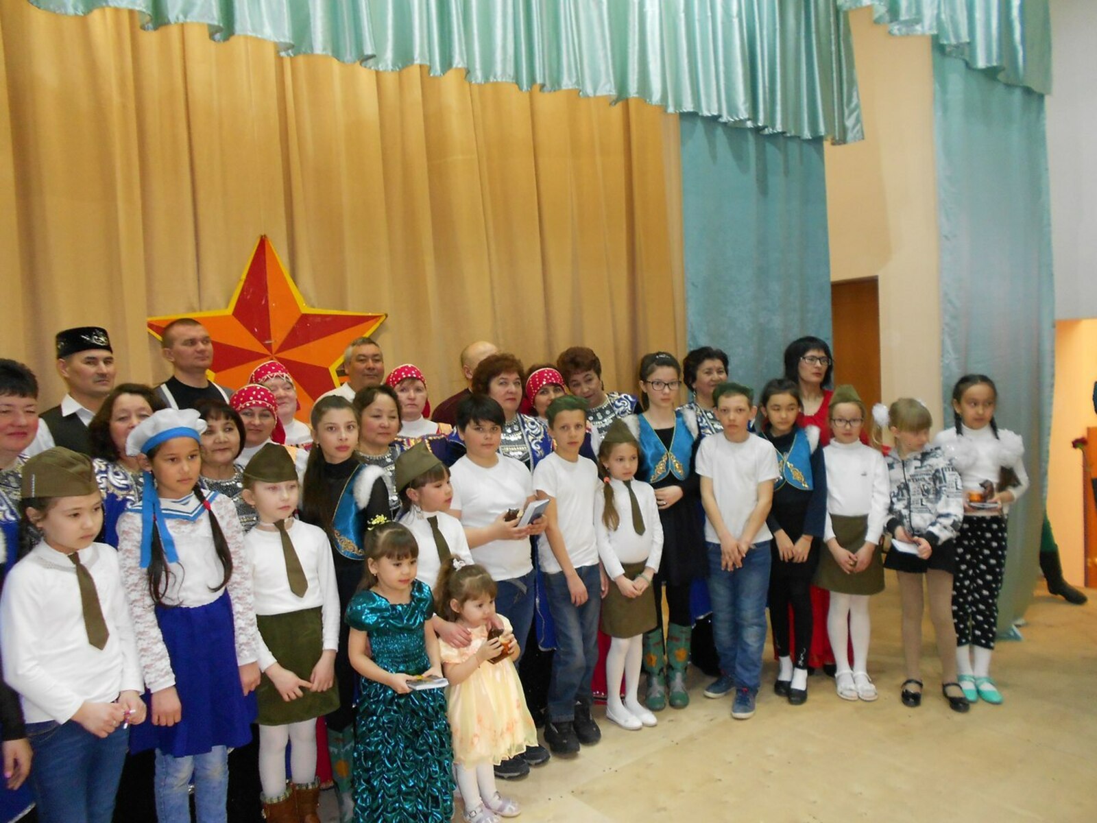 Евгений, ҡыҙы Ксюша менән, беренселекте алды