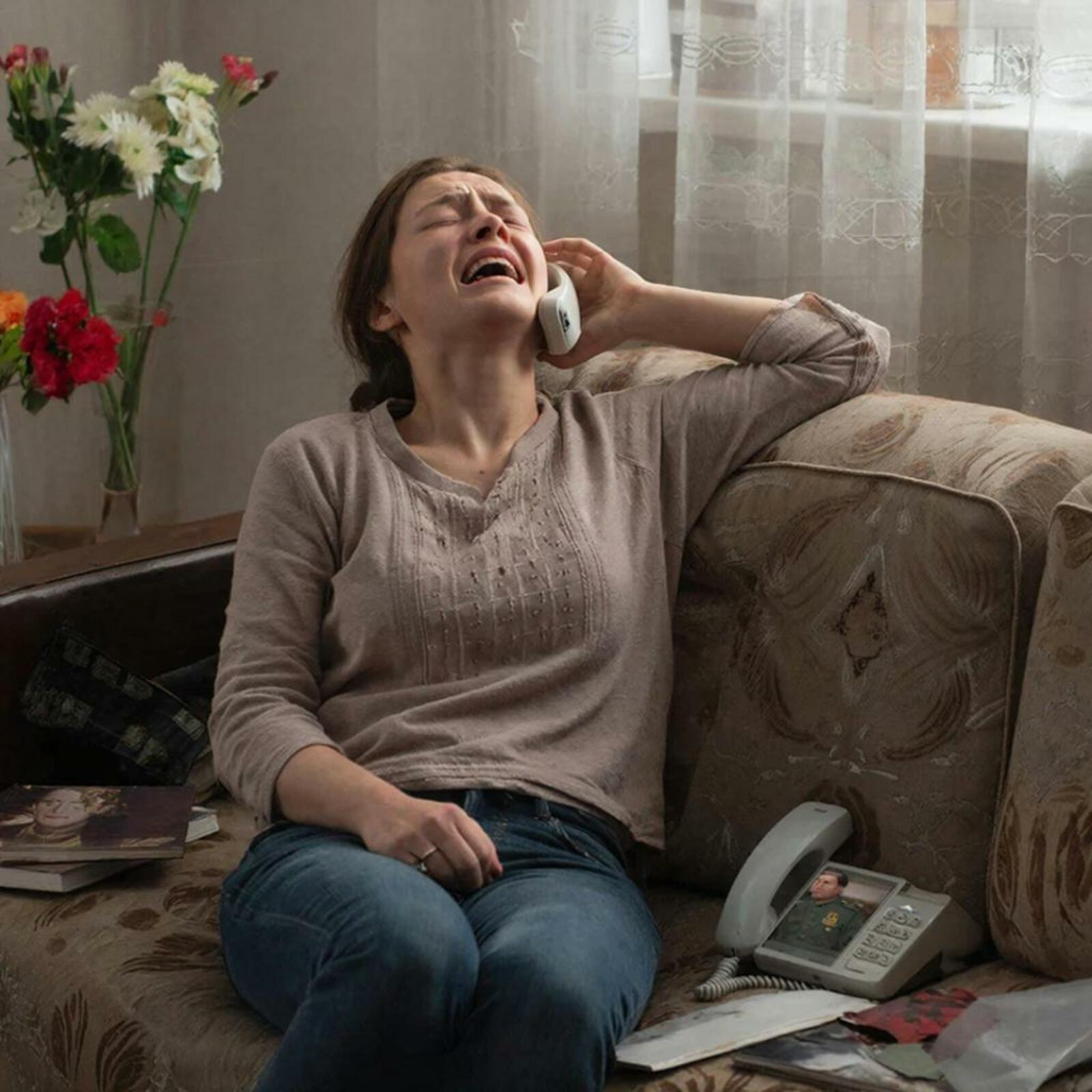 Жена вернувшегося из плена бойца потеряла сознание после его звонка