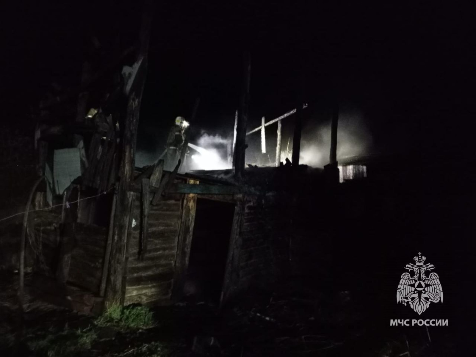 В Башкирии на диване нашли труп мужчины