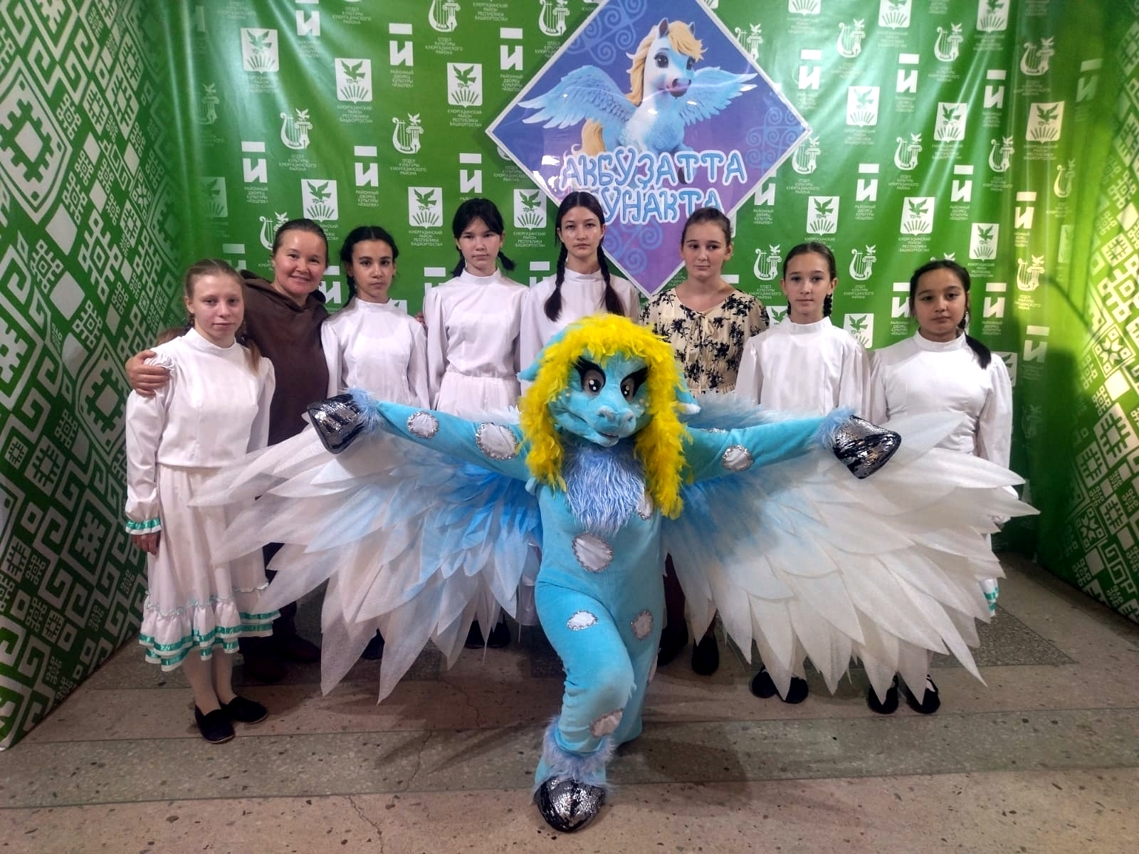 Зәк гүзәлдәре