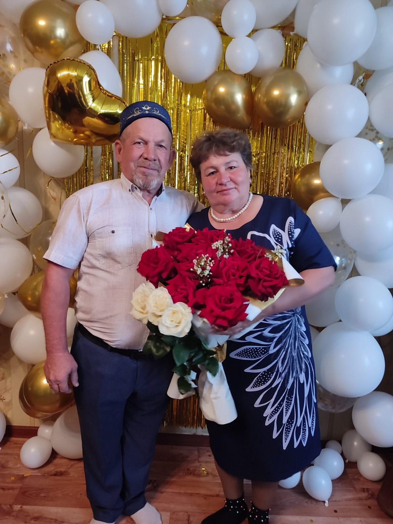 Тыныслыҡта, муллыҡта, һаулыҡта йәшәргә насип булһын