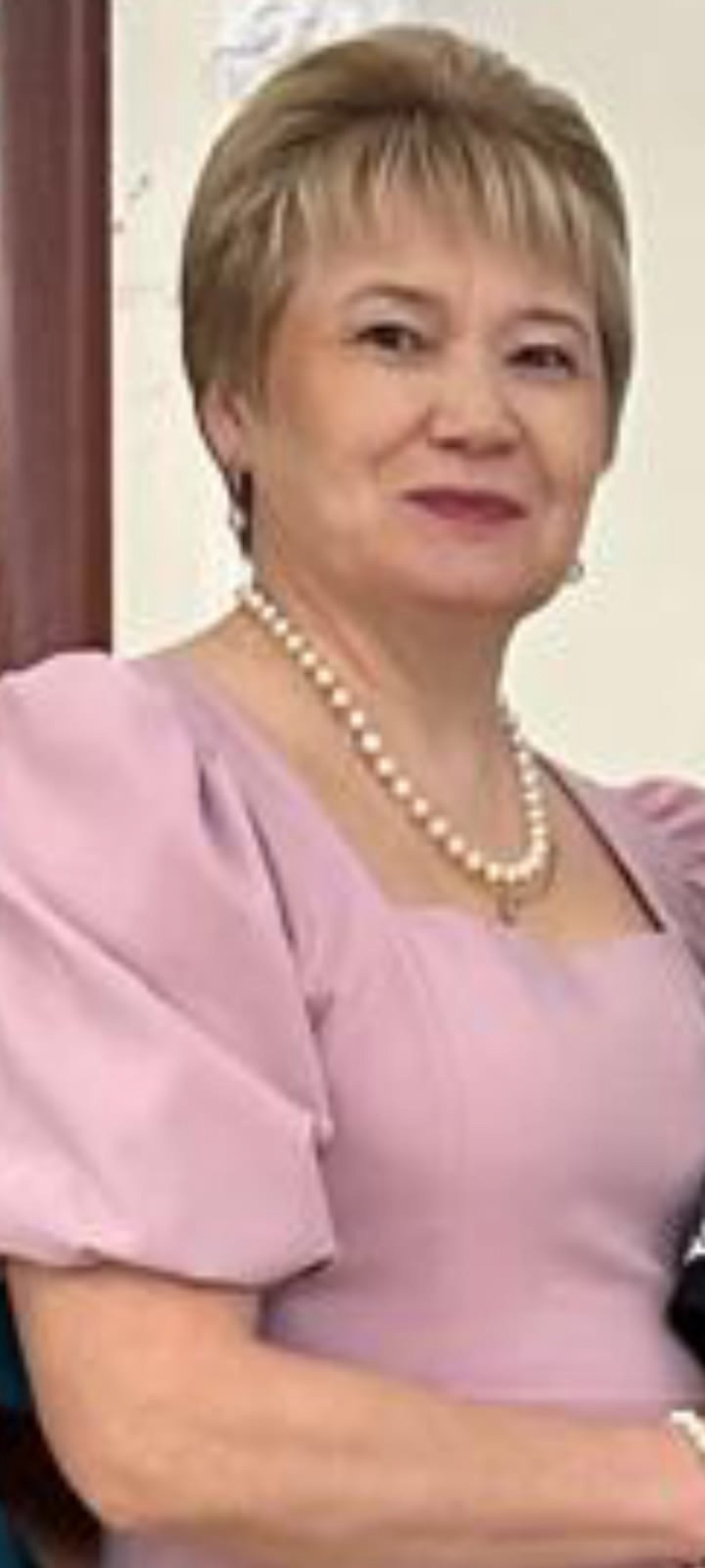 Яҡты көндөң һәр бер иртәһе килһен һиңә бәхет, нур булып