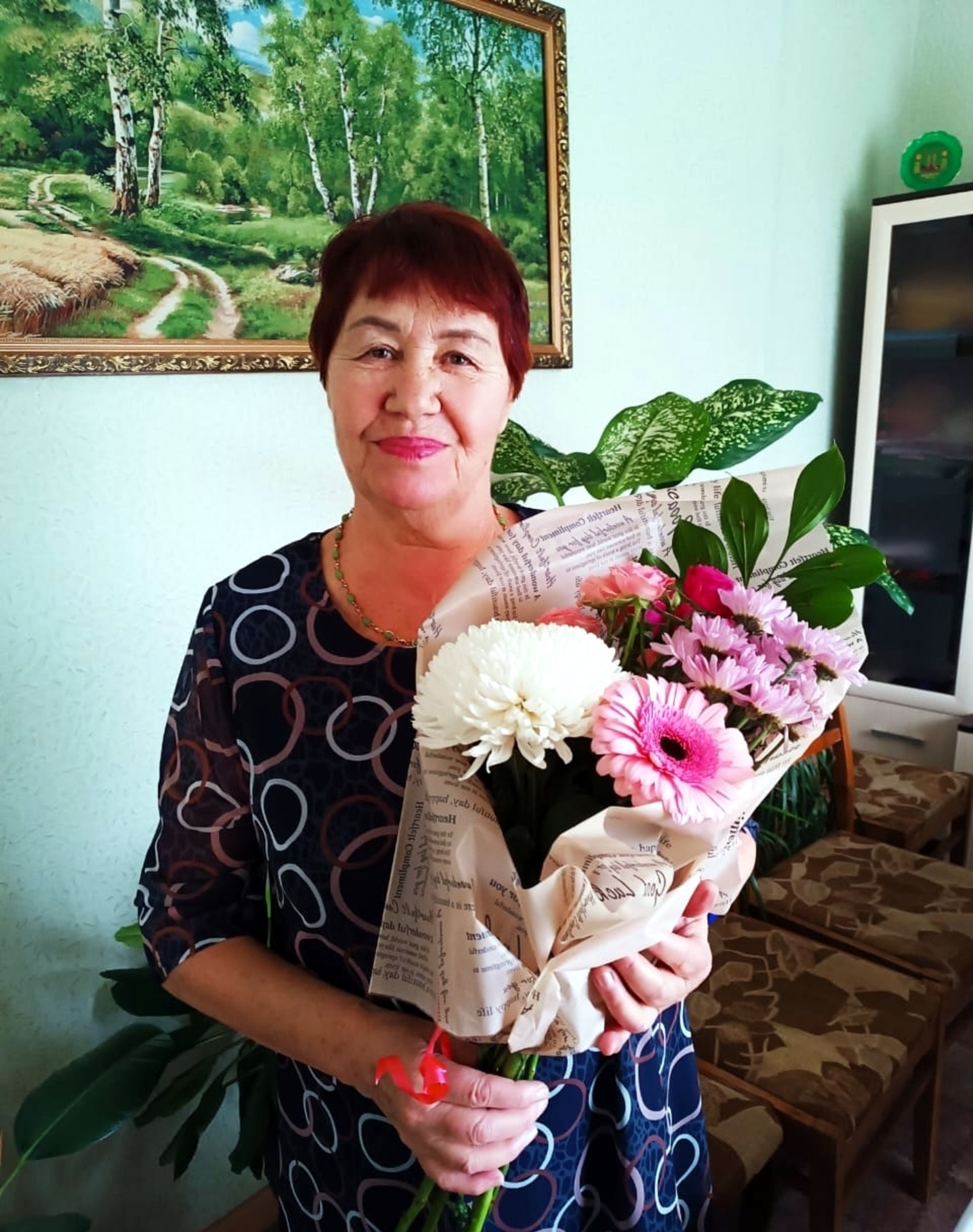 Яҡты йөҙ, ҡайнар йөрәк, эскерһеҙ күңел менән донъя көтә