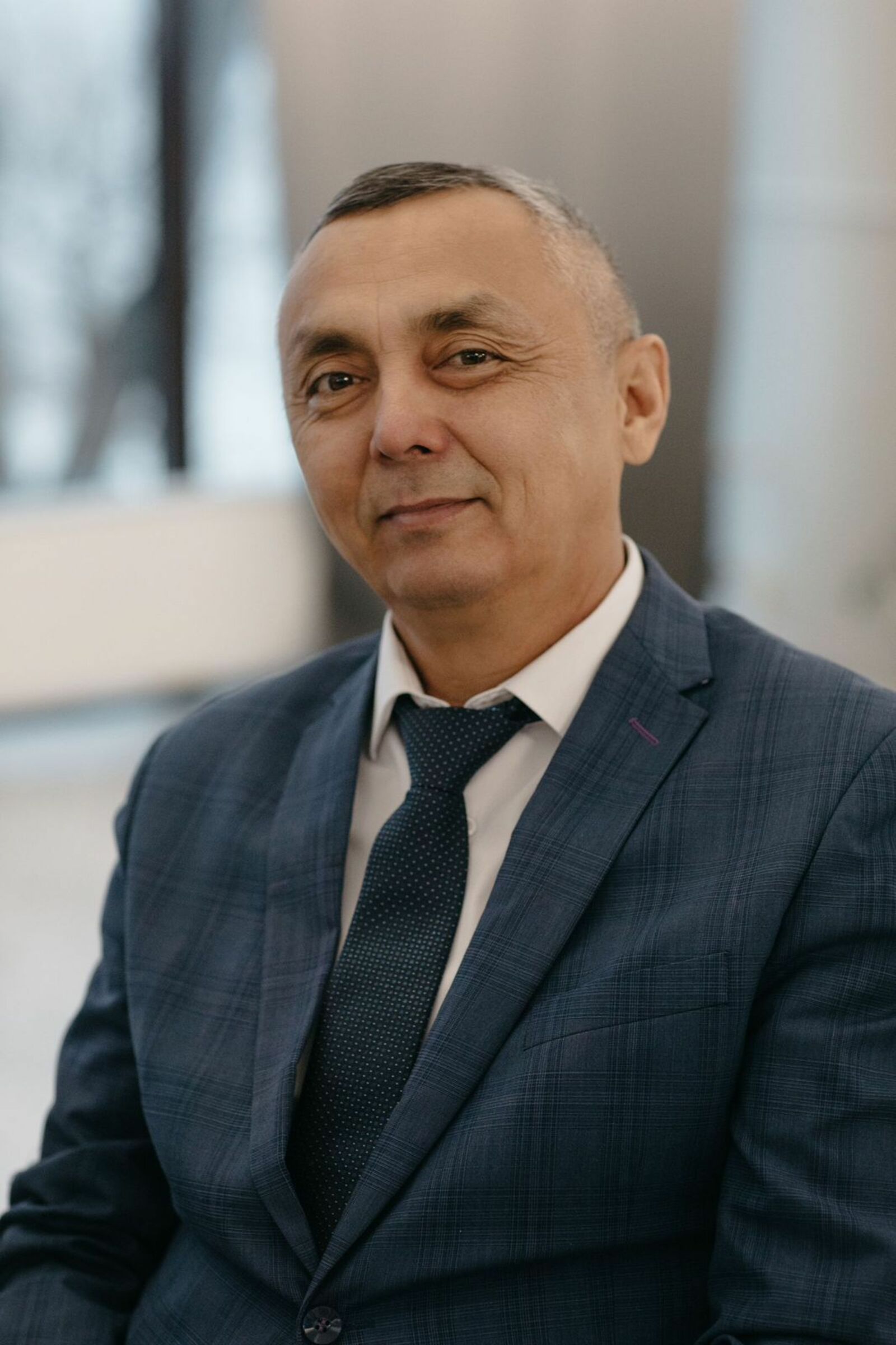 Бер- беребеҙҙең ҡулдарынан әле күпме бергә эсәр һыуҙар бар!