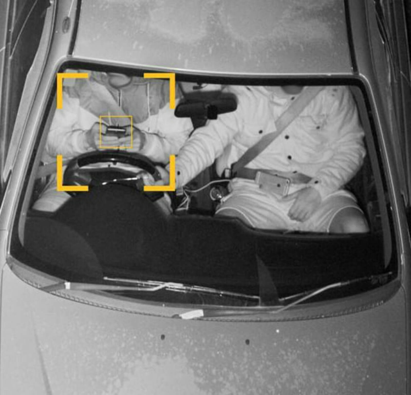 В Башкирии начали штрафовать за телефон в руке за рулём