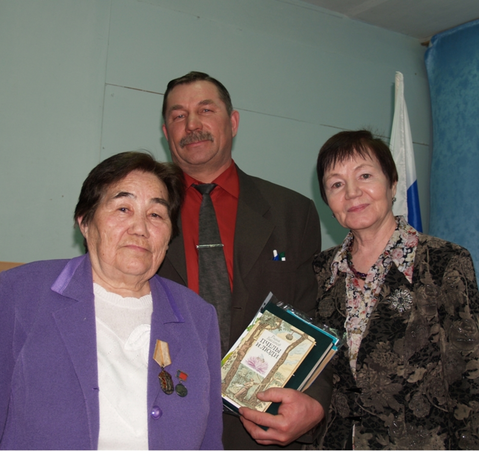 Уҡытыусы ла, оло шәхес тә, мәрхәмәтле “Әбей-батша” ла...