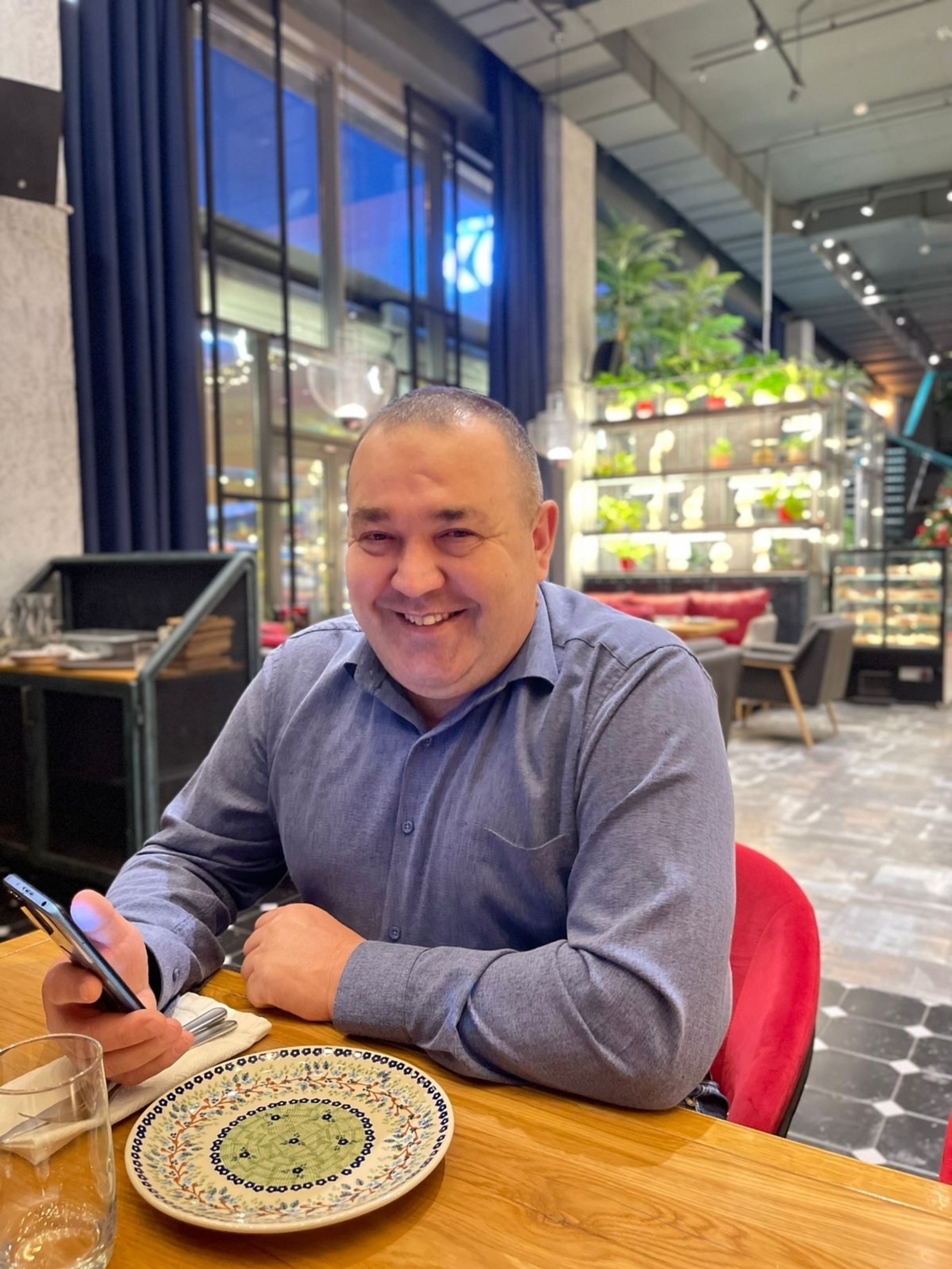 Ғүмерҙең һәр миҙгеленә ҡыуанып йәшәргә яҙһын